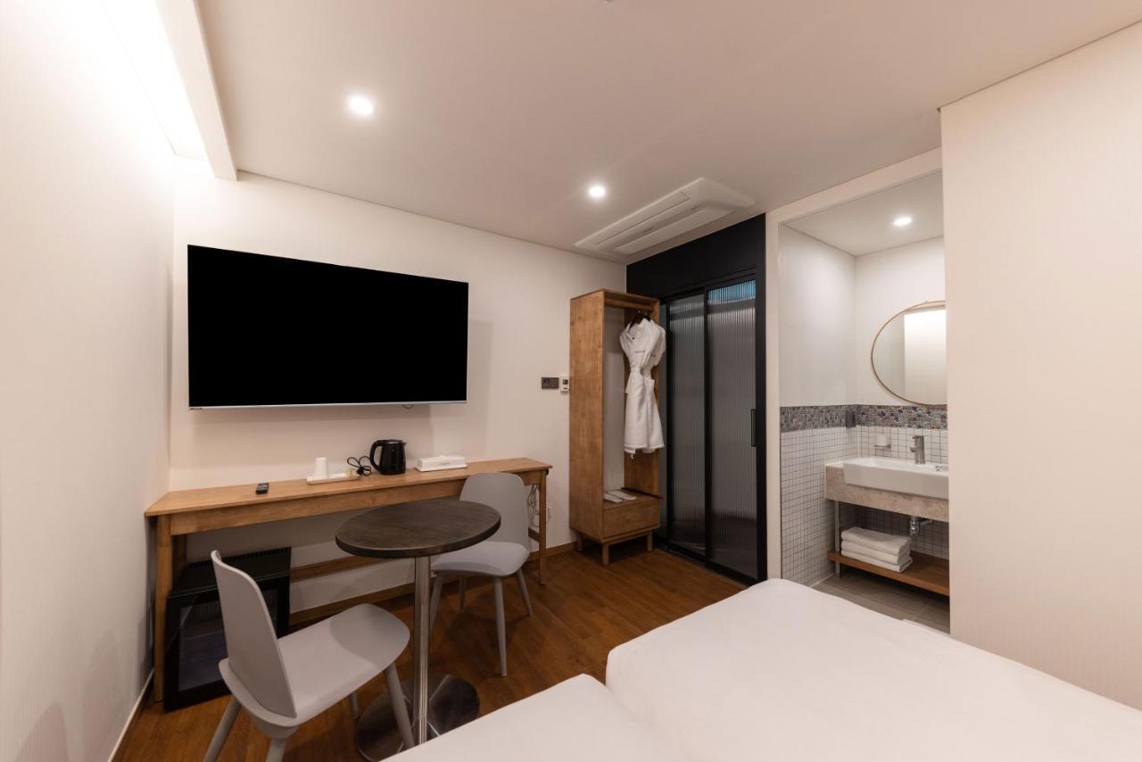 Ara Hotel Seoul Exterior photo