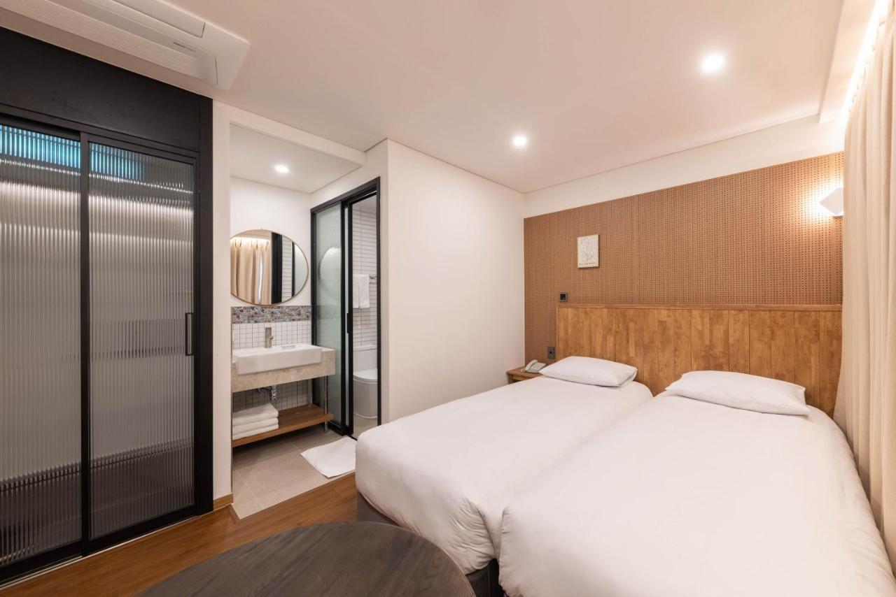 Ara Hotel Seoul Exterior photo